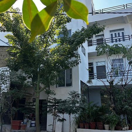 Jb Villa Home Stay ชัยปุระ ภายนอก รูปภาพ