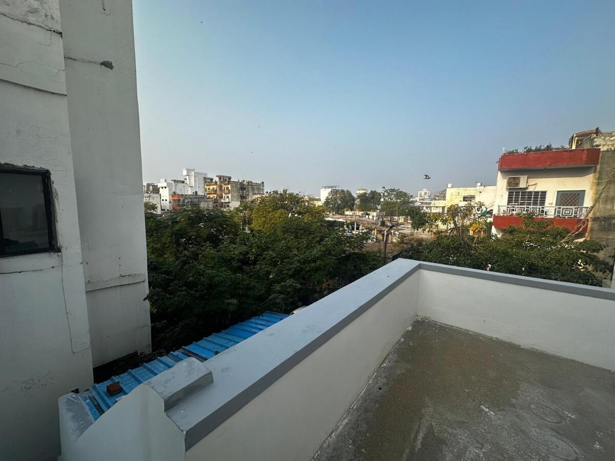 Jb Villa Home Stay ชัยปุระ ภายนอก รูปภาพ