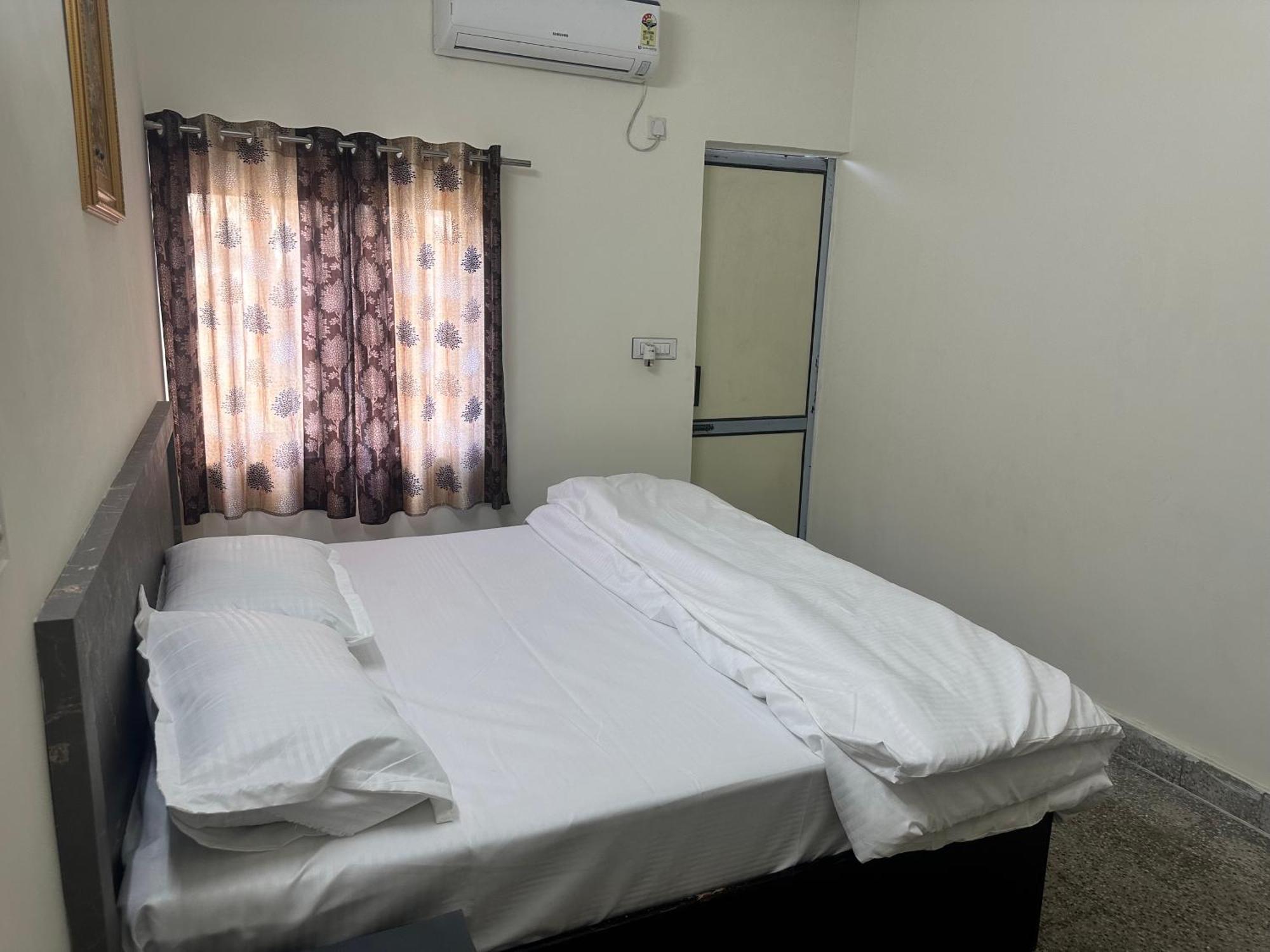 Jb Villa Home Stay ชัยปุระ ภายนอก รูปภาพ