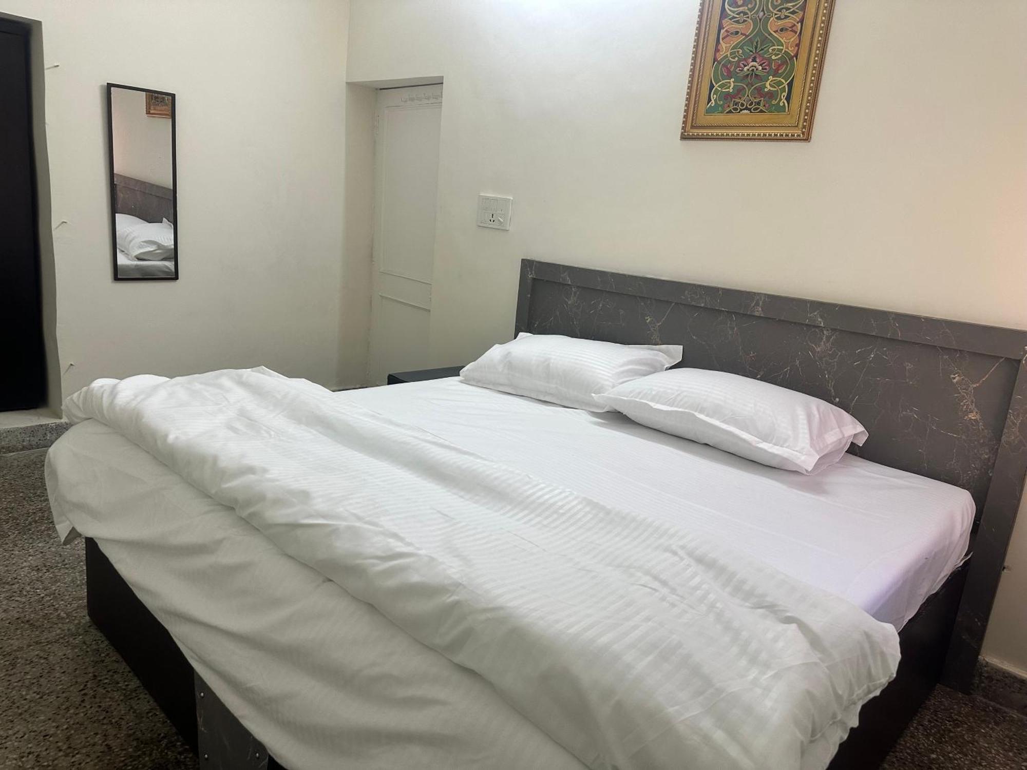 Jb Villa Home Stay ชัยปุระ ภายนอก รูปภาพ